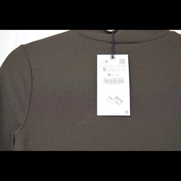 Zara Ribbed Collared Dress - Picture 2 of 7